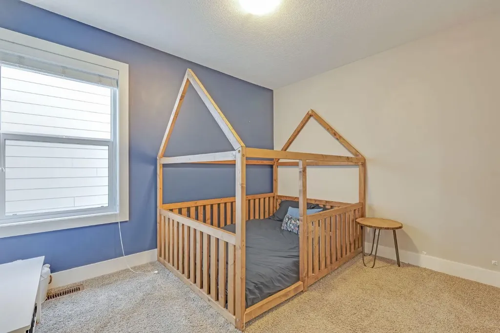 198 Mahogany Passage SE Calgary AB T3M 2J7