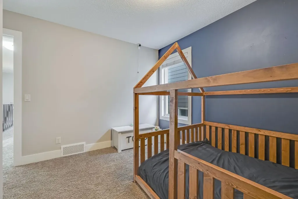 198 Mahogany Passage SE Calgary AB T3M 2J7