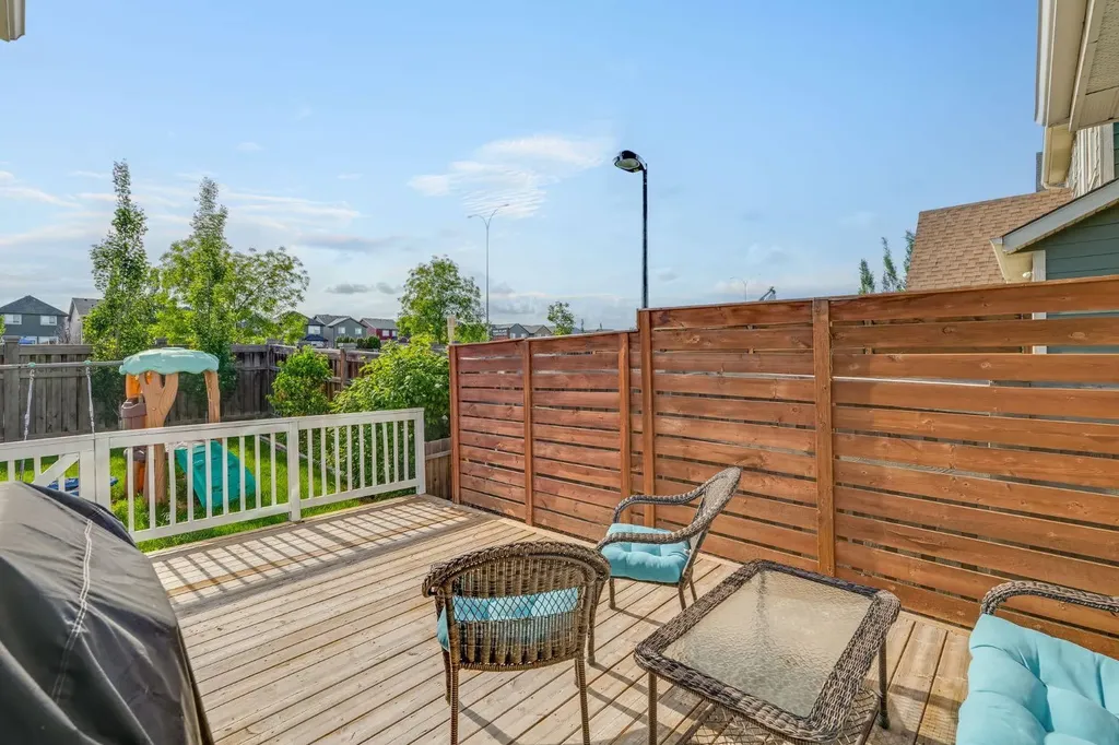 198 Mahogany Passage SE Calgary AB T3M 2J7