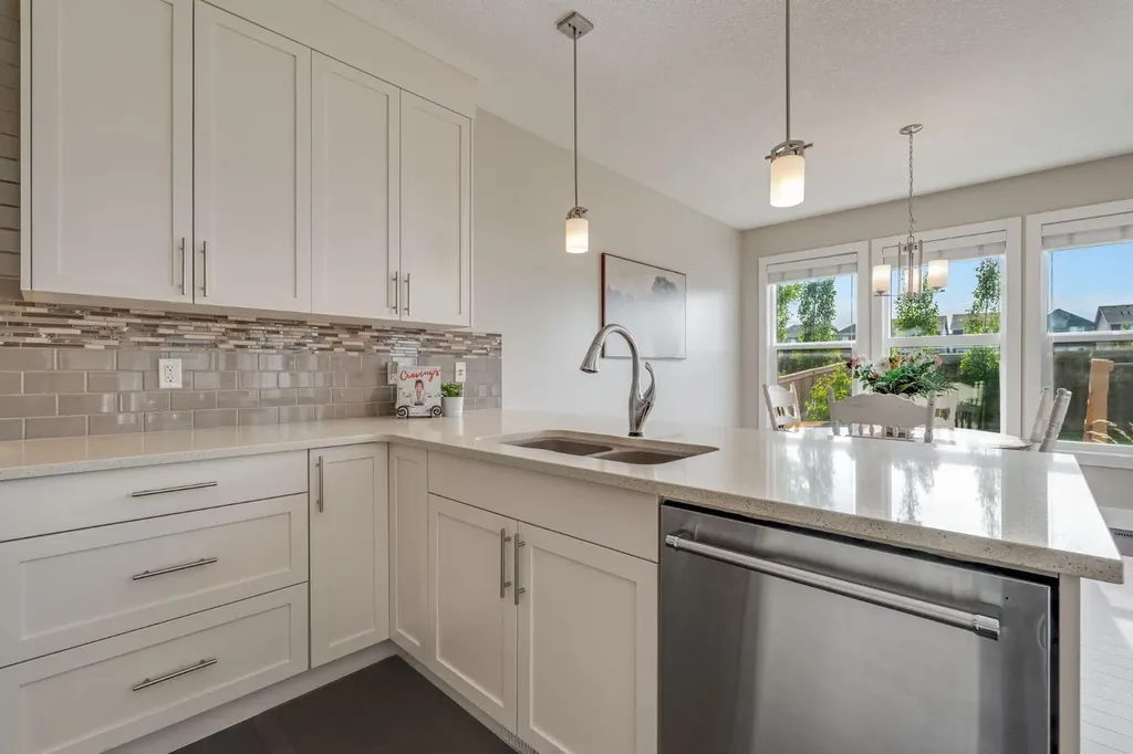 198 Mahogany Passage SE Calgary AB T3M 2J7