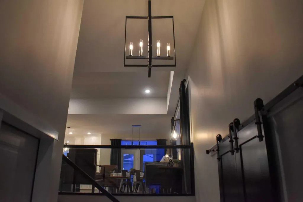 12 Vanson Close Sylvan Lake AB T4S0M3
