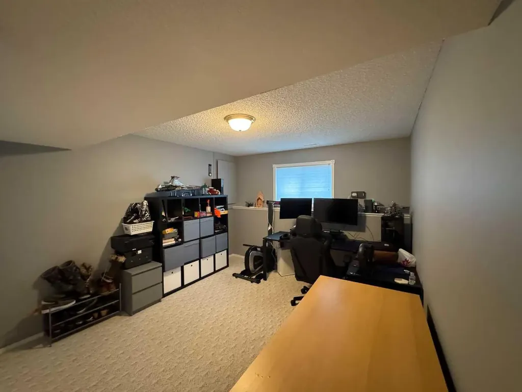 806 Cherry Crescent Beaverlodge AB T0H 0C0