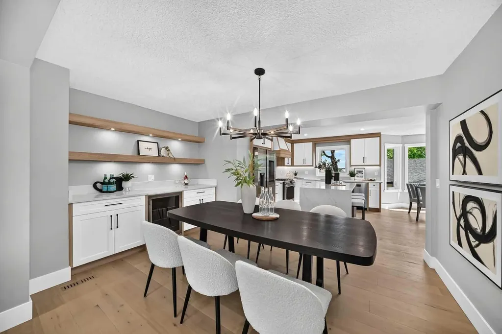 105 40 Avenue SW Calgary AB T2S 0x2