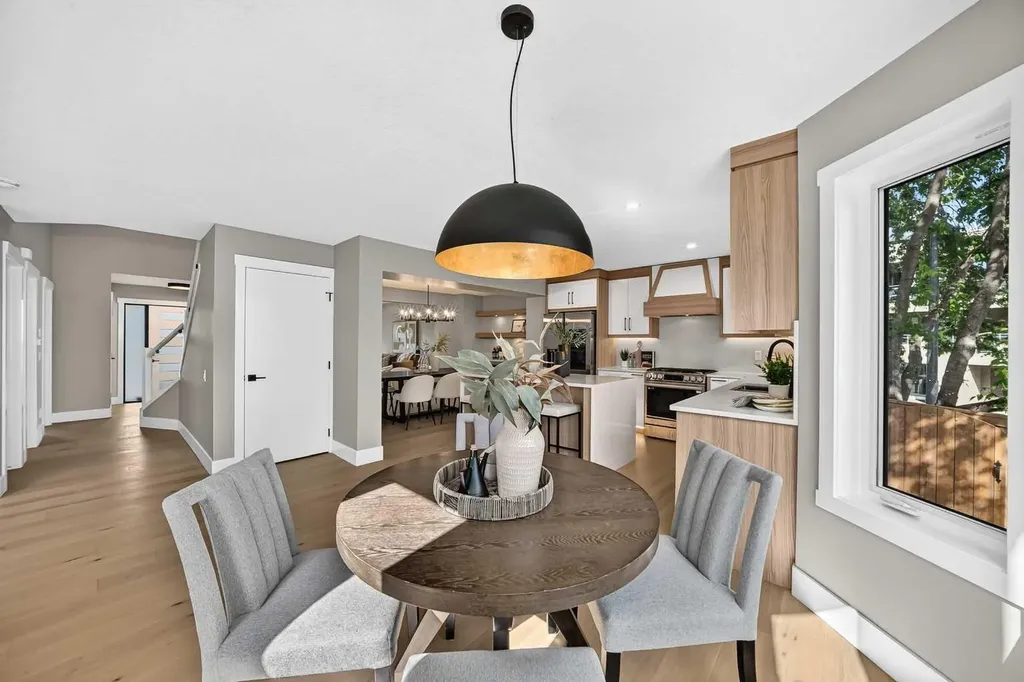 105 40 Avenue SW Calgary AB T2S 0x2