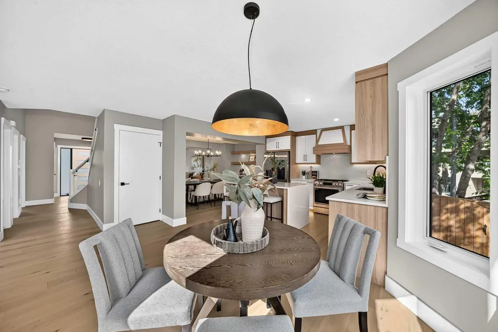 105 40 Avenue SW Calgary AB T2S 0x2
