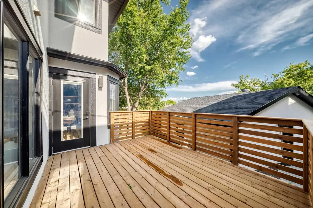 105 40 Avenue SW Calgary AB T2S 0x2