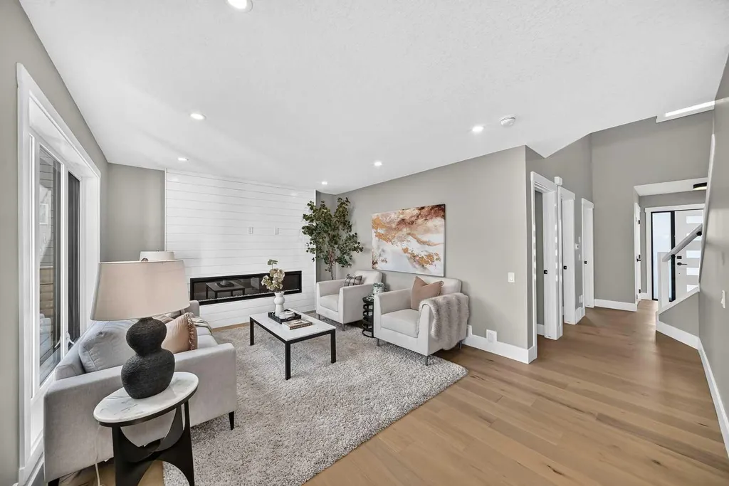105 40 Avenue SW Calgary AB T2S 0x2