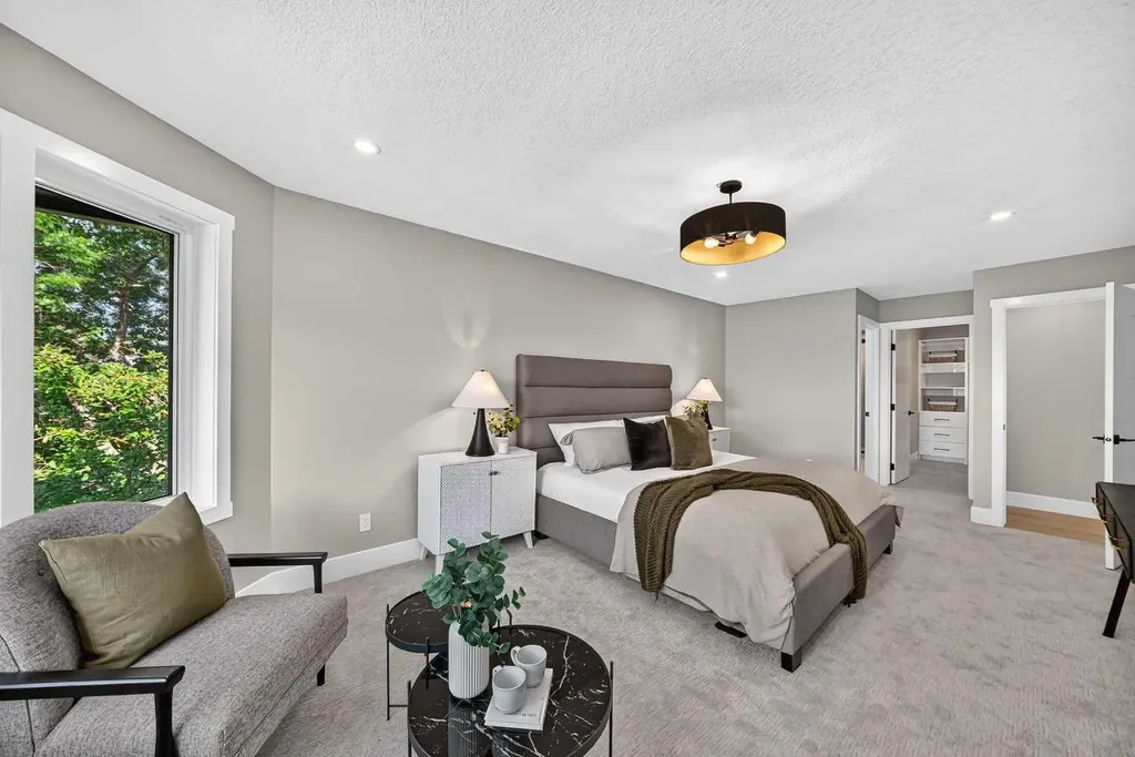 105 40 Avenue SW Calgary AB T2S 0x2