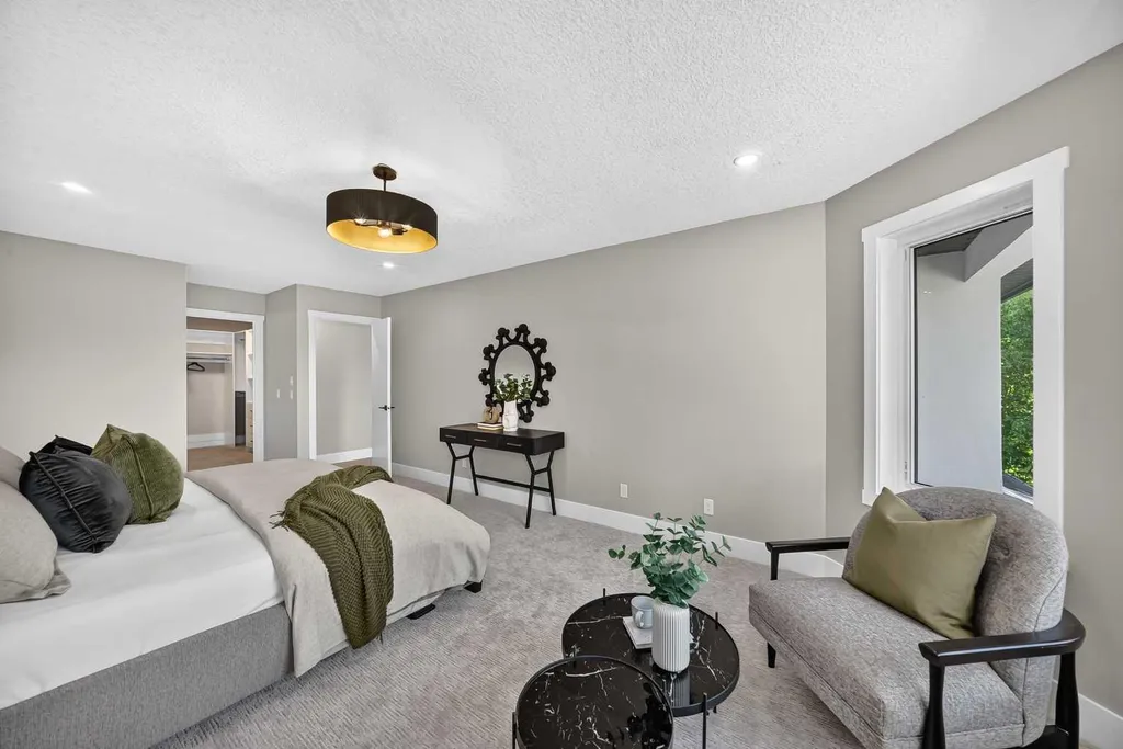 105 40 Avenue SW Calgary AB T2S 0x2