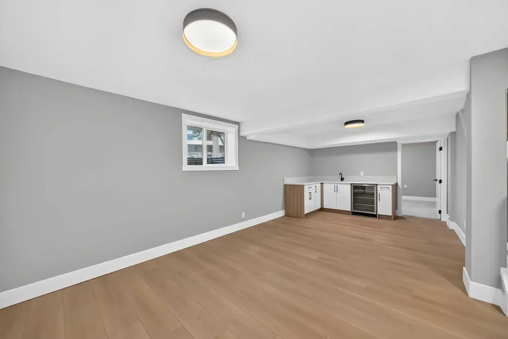 105 40 Avenue SW Calgary AB T2S 0x2