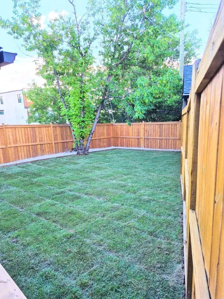 105 40 Avenue SW Calgary AB T2S 0x2