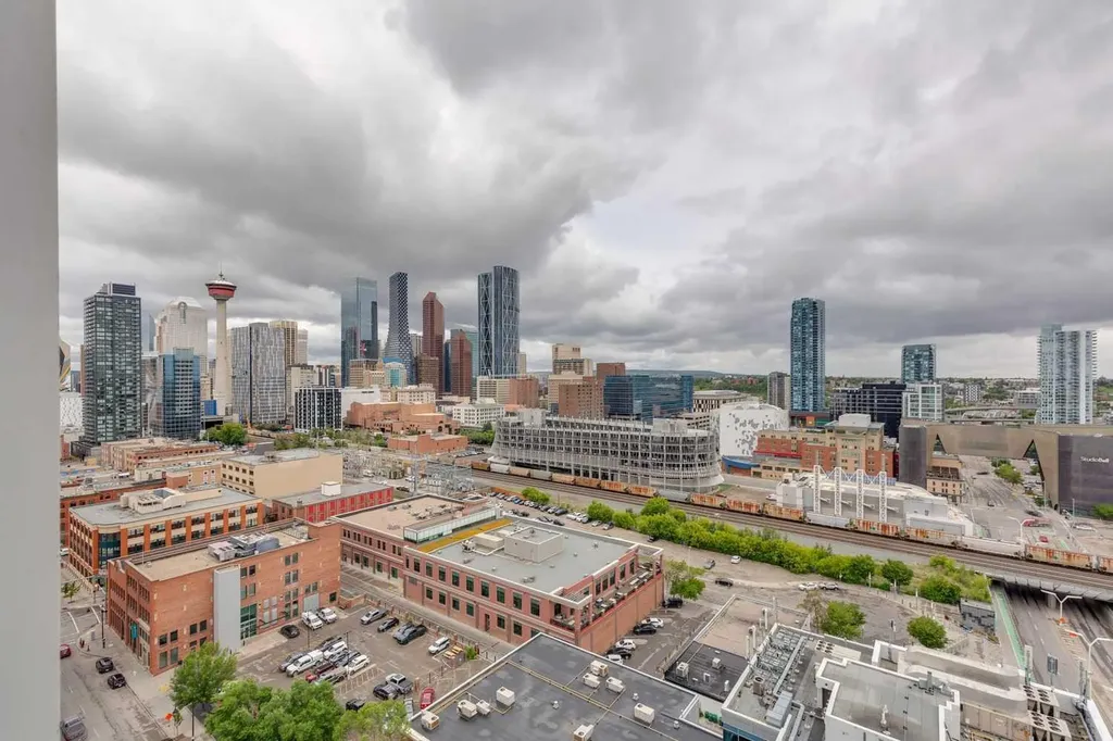 433 11 Avenue SE Calgary AB T2G 0C7