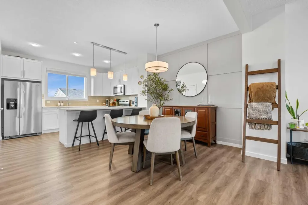 228 Livingston View NE Calgary AB T3P 0Z9