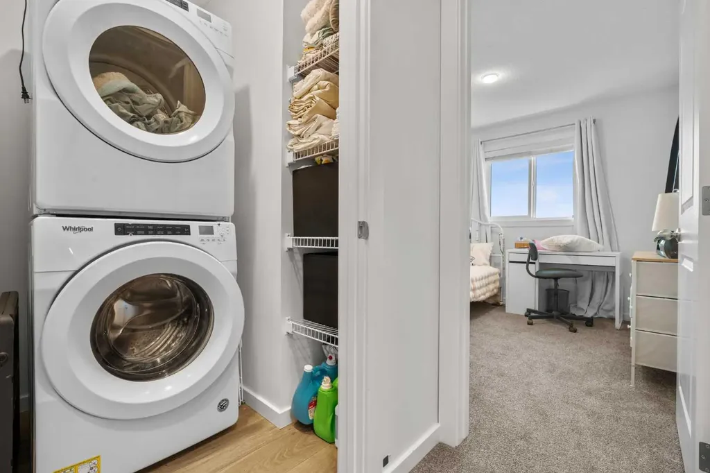 228 Livingston View NE Calgary AB T3P 0Z9