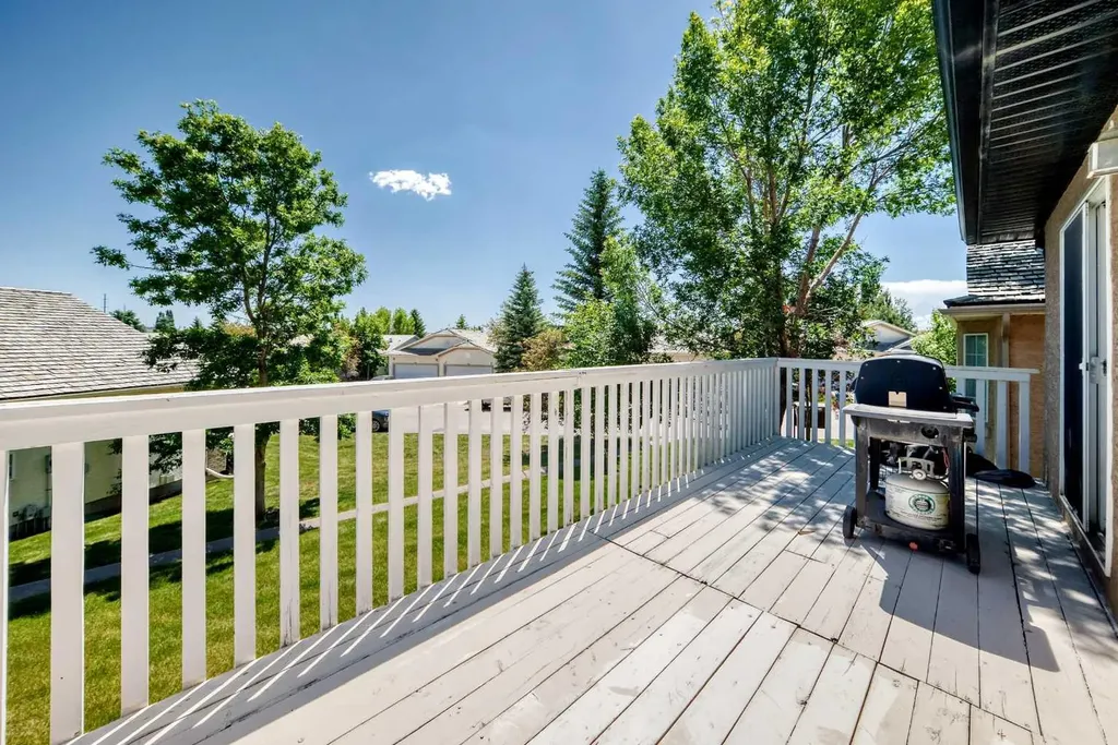 1210 Harvest Hills Drive NE Calgary AB T3K 5B3