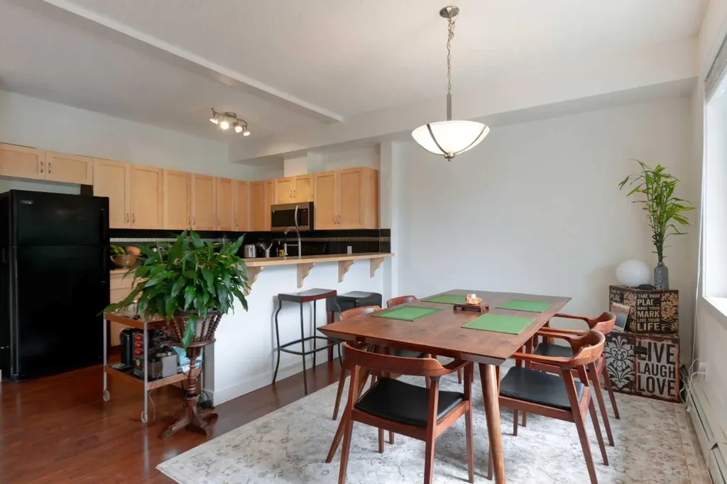 211 Aspen Stone Boulevard SW Calgary AB T3H0K1