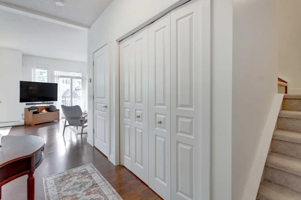 211 Aspen Stone Boulevard SW Calgary AB T3H0K1