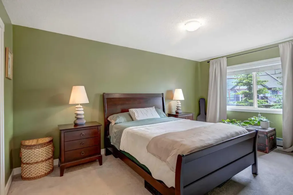 211 Aspen Stone Boulevard SW Calgary AB T3H0K1