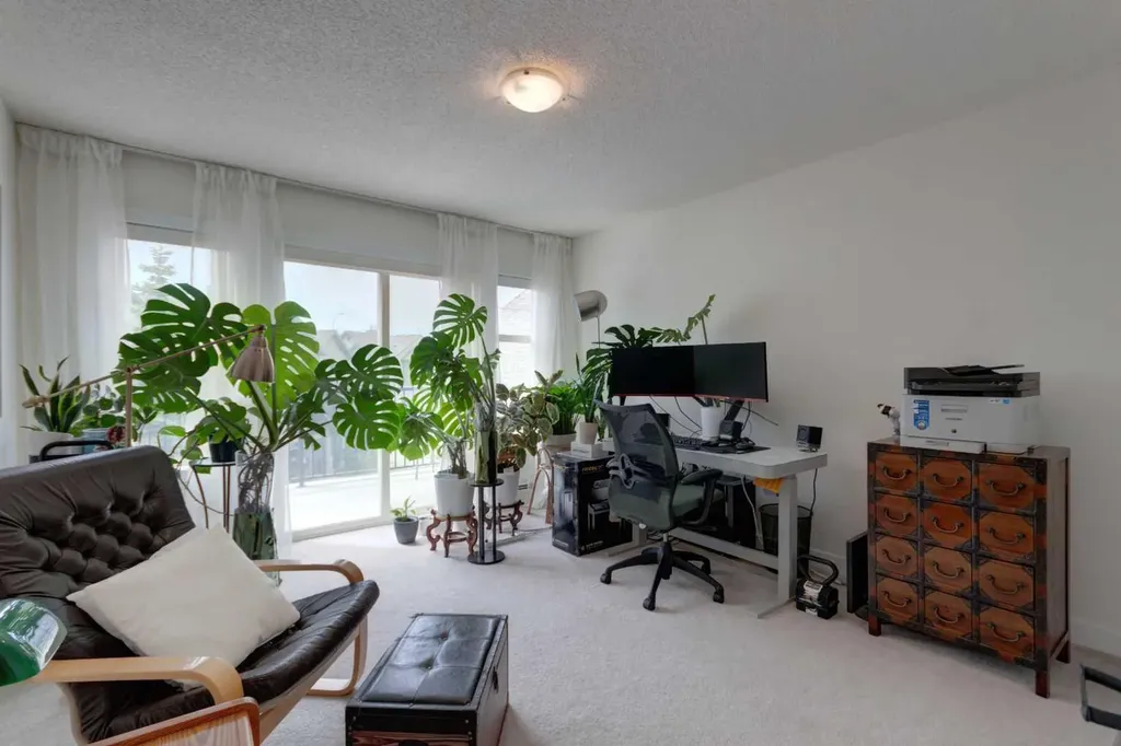 211 Aspen Stone Boulevard SW Calgary AB T3H0K1