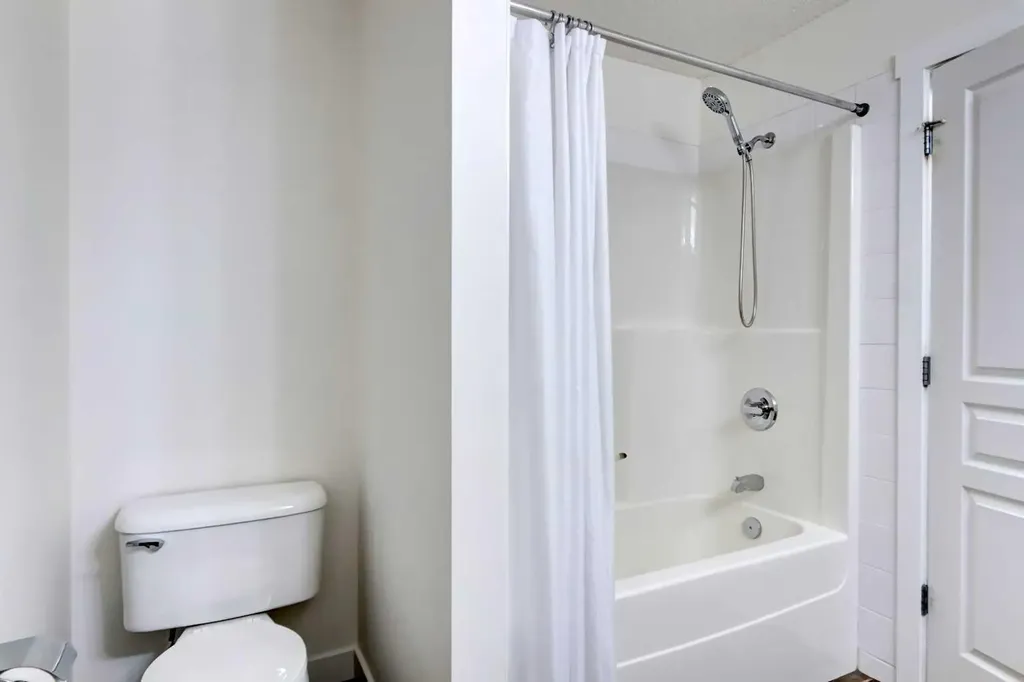 211 Aspen Stone Boulevard SW Calgary AB T3H0K1