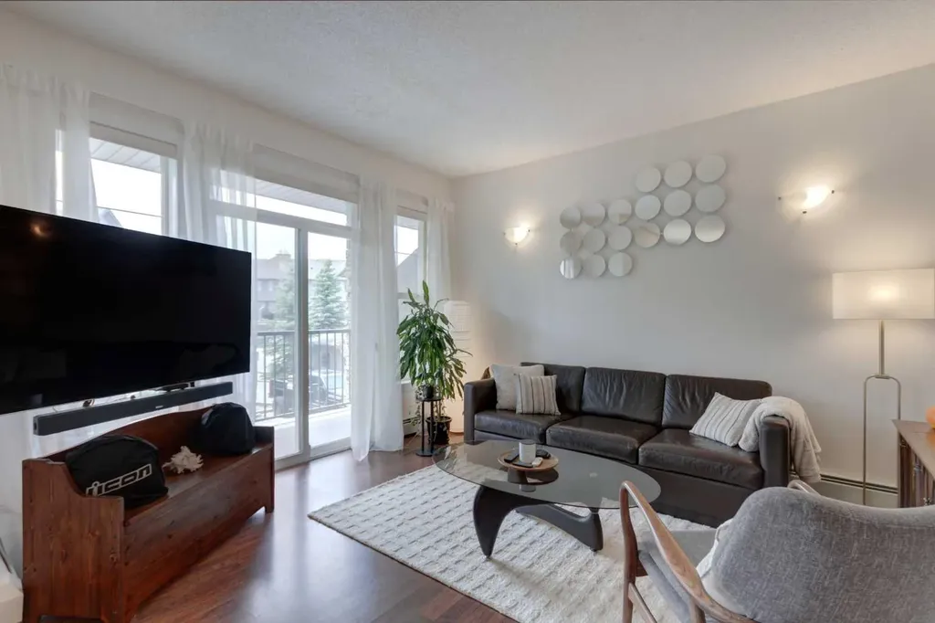 211 Aspen Stone Boulevard SW Calgary AB T3H0K1