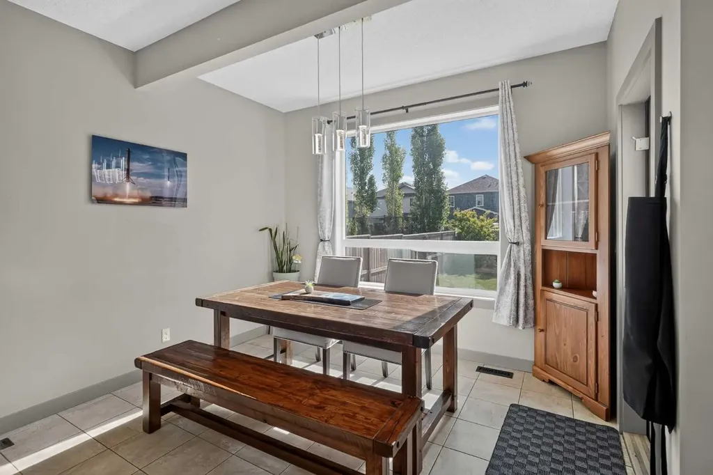 166 Hillcrest Circle SW Airdrie AB T4B 0Y5