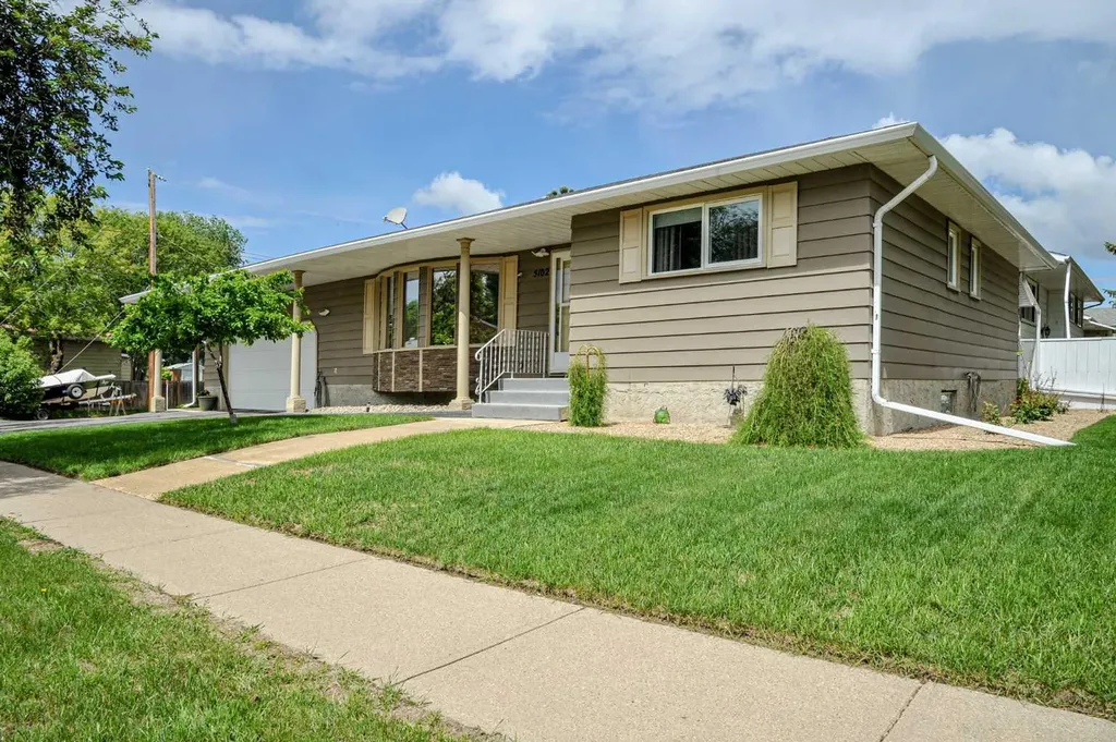 5102 54 Avenue Camrose AB T4V 3C9