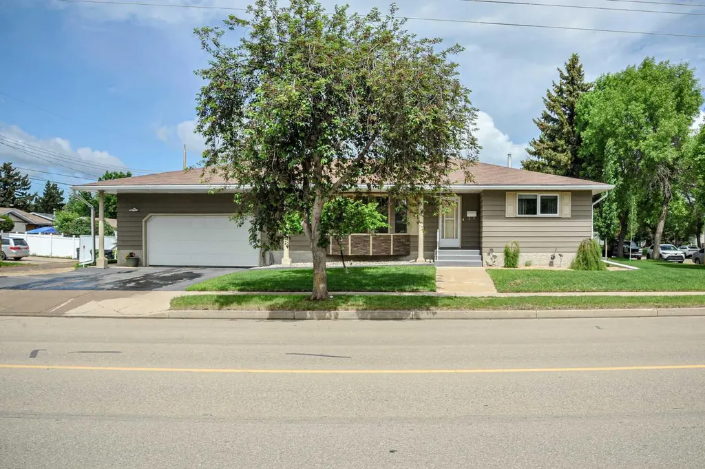 5102 54 Avenue Camrose AB T4V 3C9