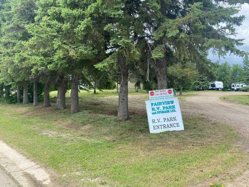 10104 105 Avenue Fairview AB T0H 1L0
