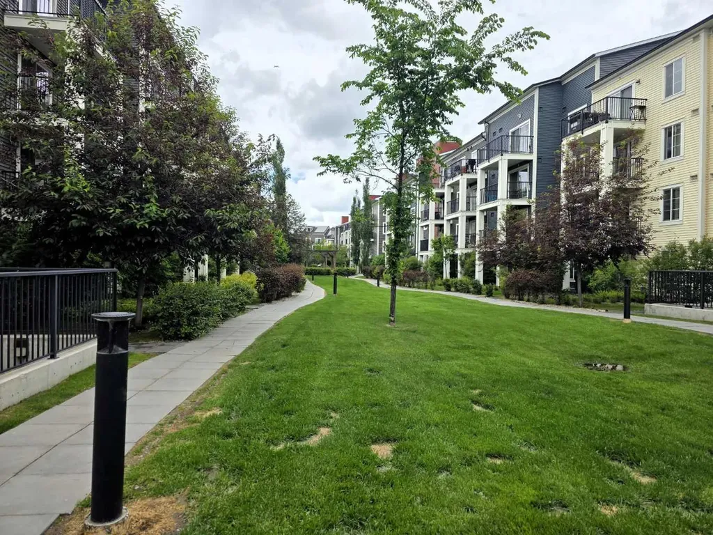 755 Copperpond Boulevard SE Calgary AB T2Z 4R2