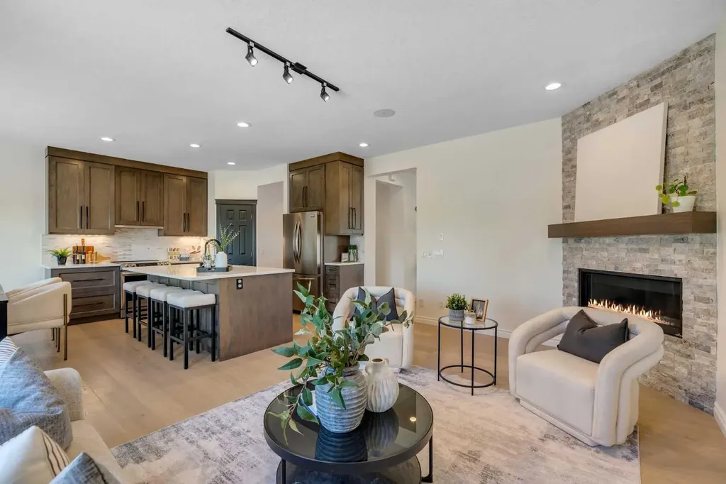 9 Cresthaven Way SW Calgary AB T3B5X8