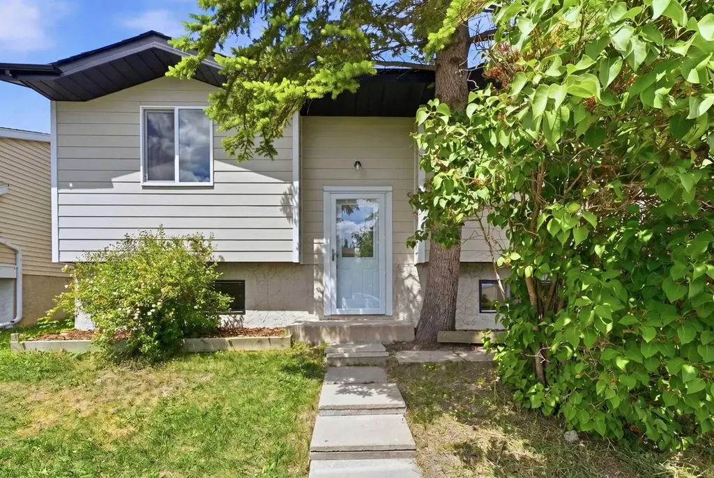 131 Fallswater Road NE Calgary AB T3J 1B2