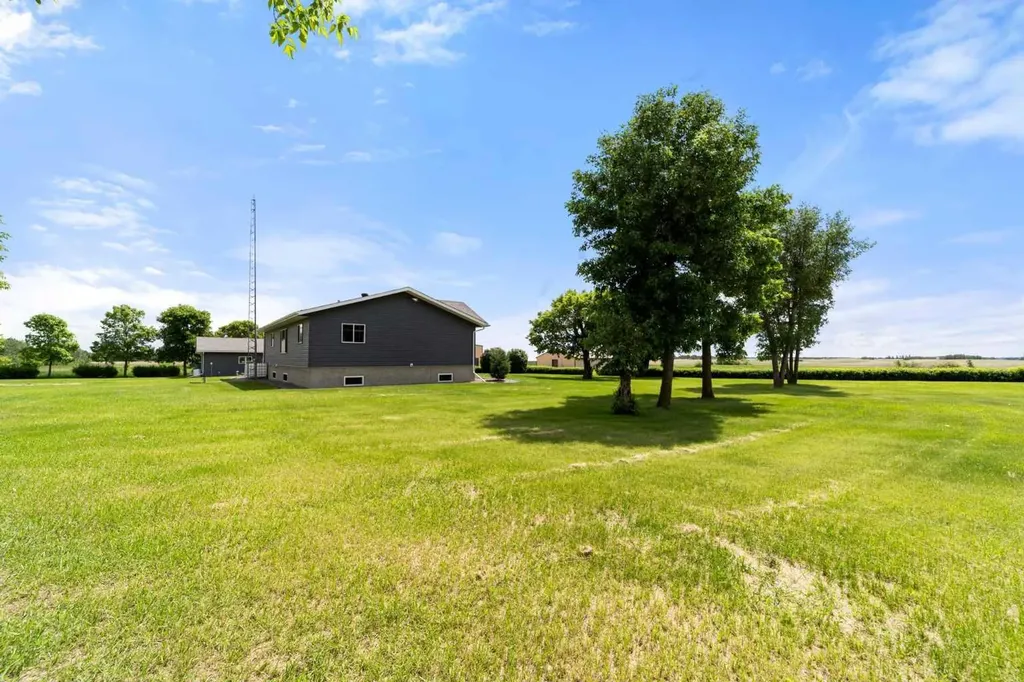 42315 Rr153 Rural Flagstaff County AB T0B 1N0