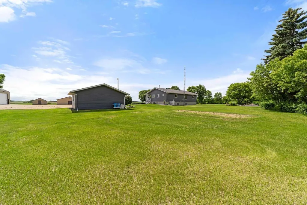 42315 Rr153 Rural Flagstaff County AB T0B 1N0