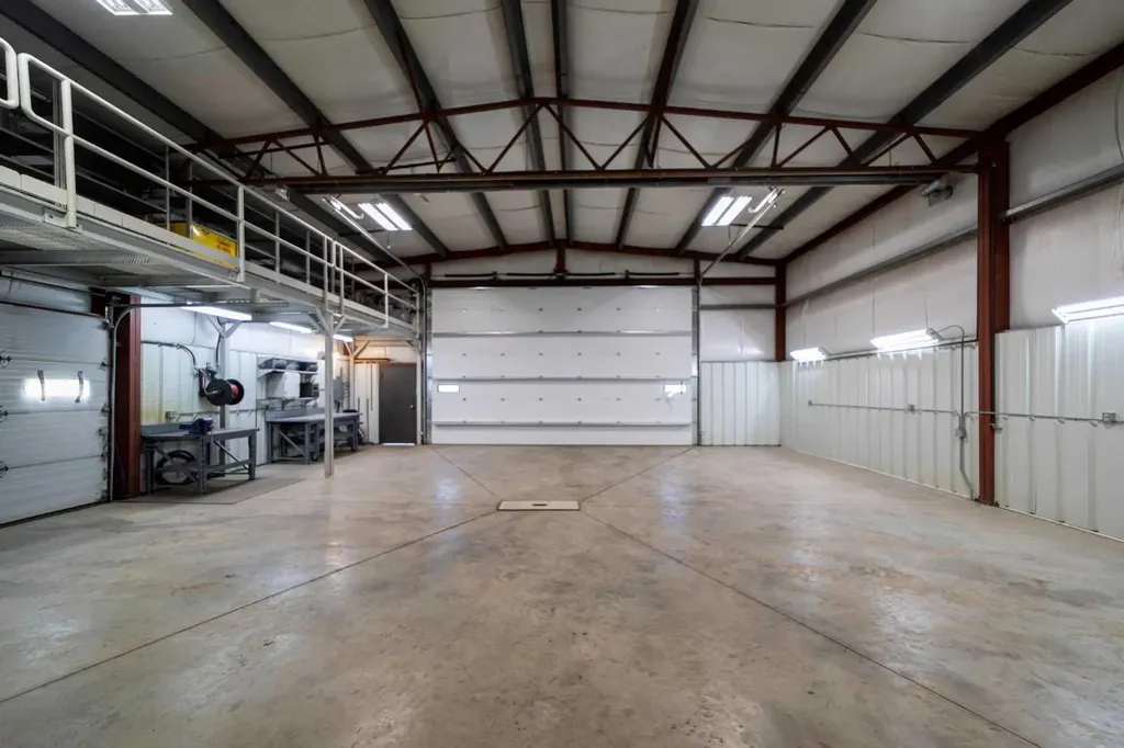 42315 Rr153 Rural Flagstaff County AB T0B 1N0