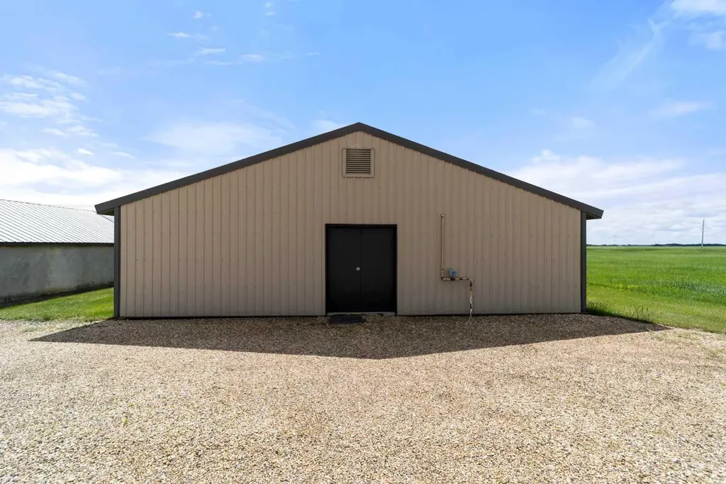 42315 Rr153 Rural Flagstaff County AB T0B 1N0