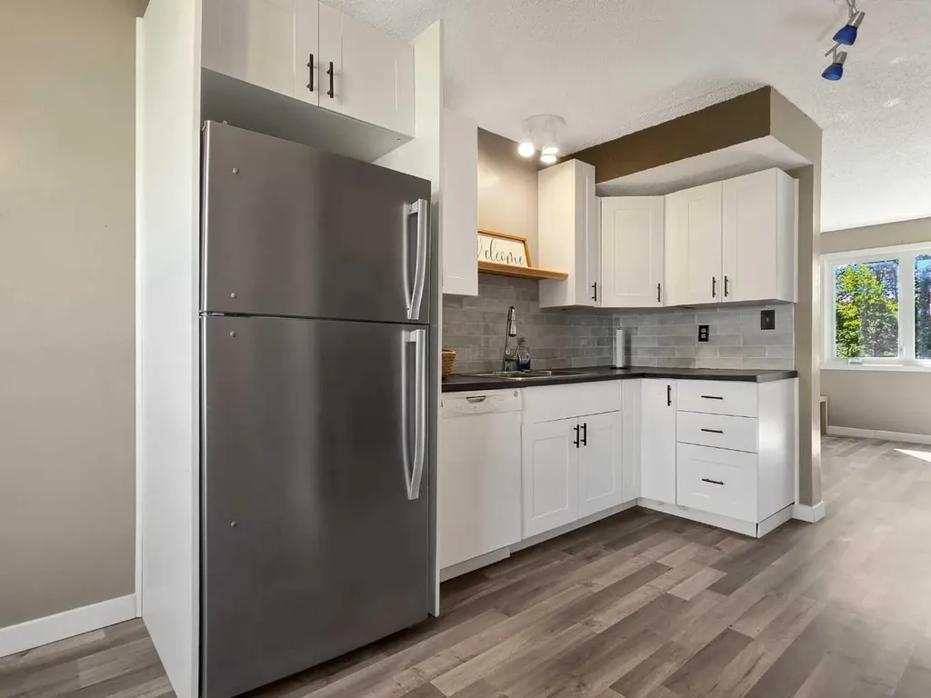 37 97 Avenue Grande Cache AB t0e0y0