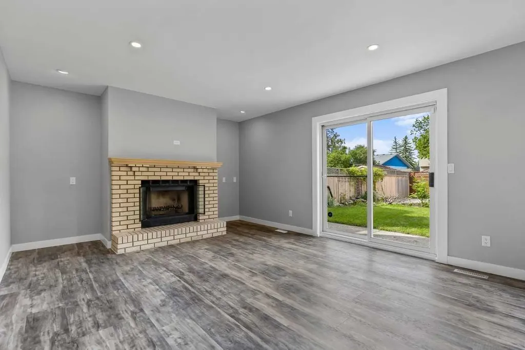 266 Shawnessy Drive SW Calgary AB T2Y 1M5