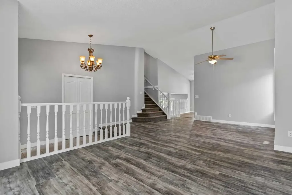 266 Shawnessy Drive SW Calgary AB T2Y 1M5