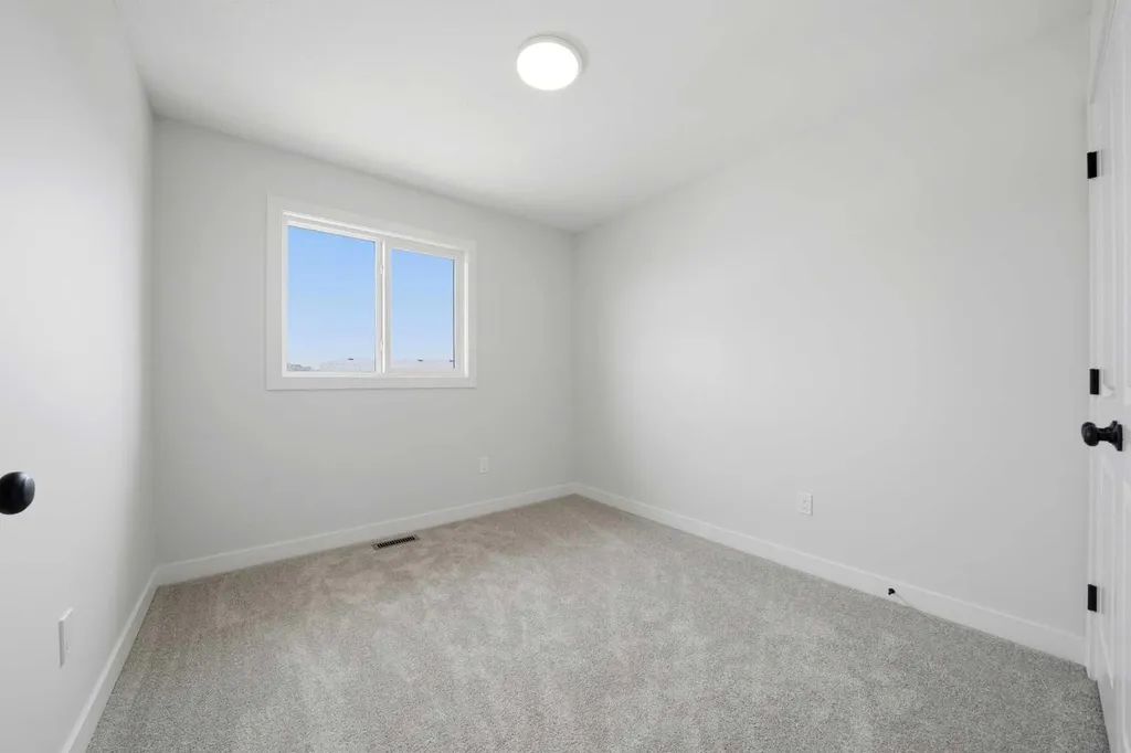 85 Pinnacle Close Blackfalds AB T4M 0M3