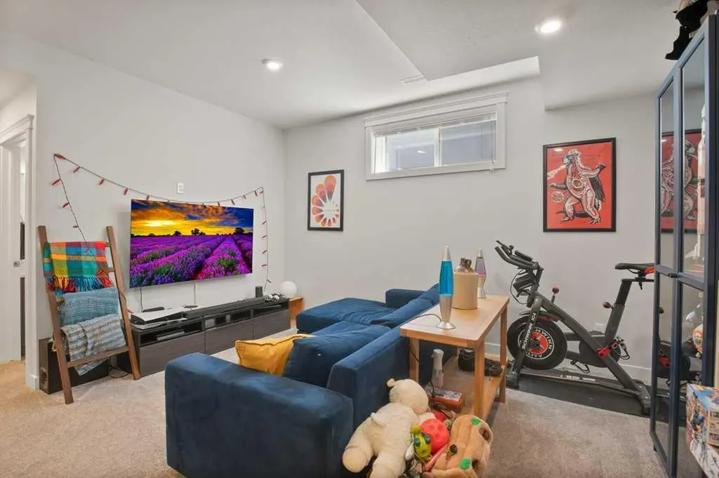 4185 Ryders Ridge Boulevard Sylvan Lake AB T4S 0G3