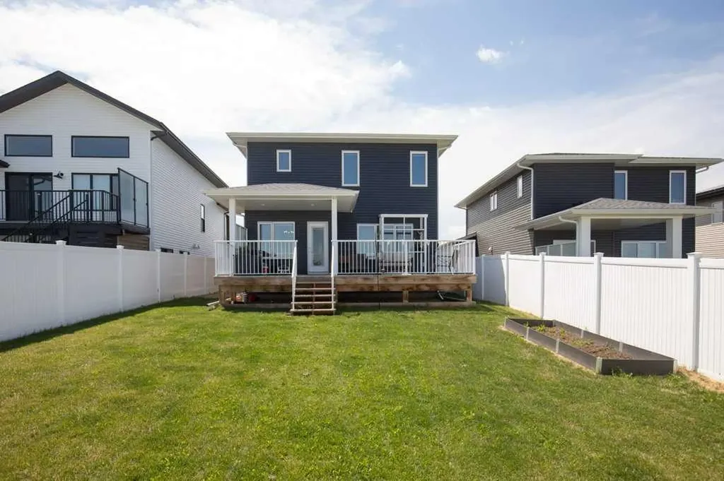 4185 Ryders Ridge Boulevard Sylvan Lake AB T4S 0G3