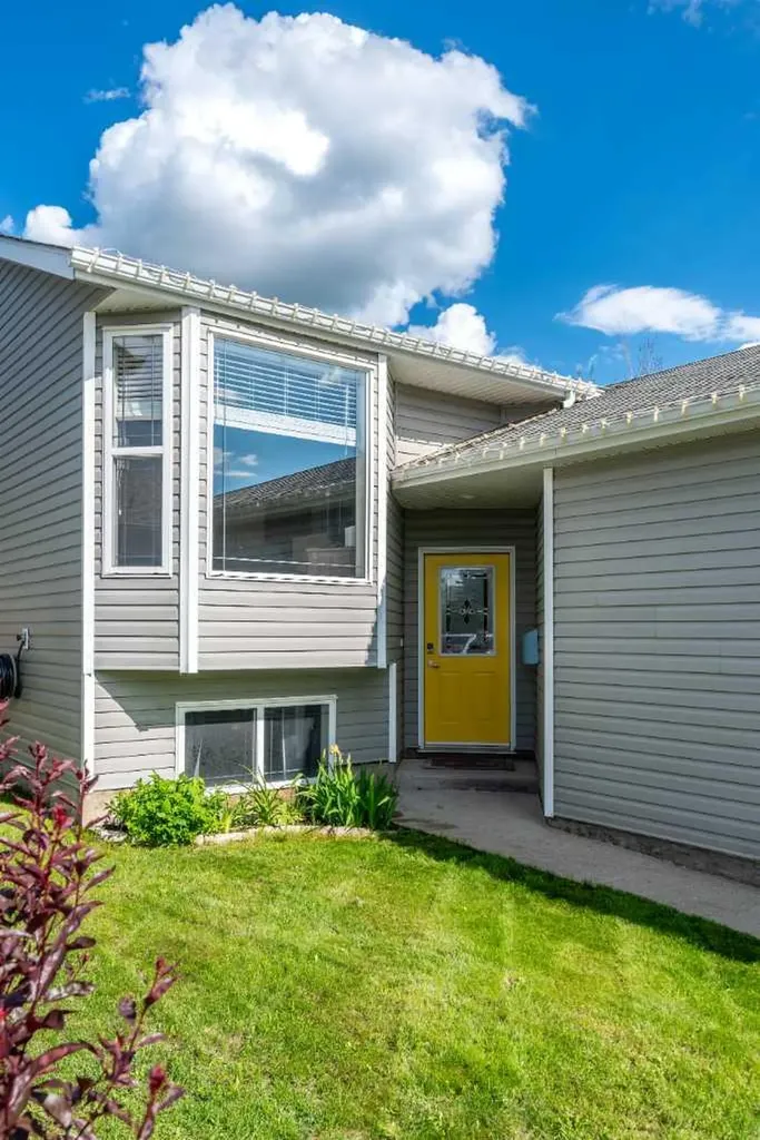 1519 49 Avenue Lloydminster SK S9V 2E7