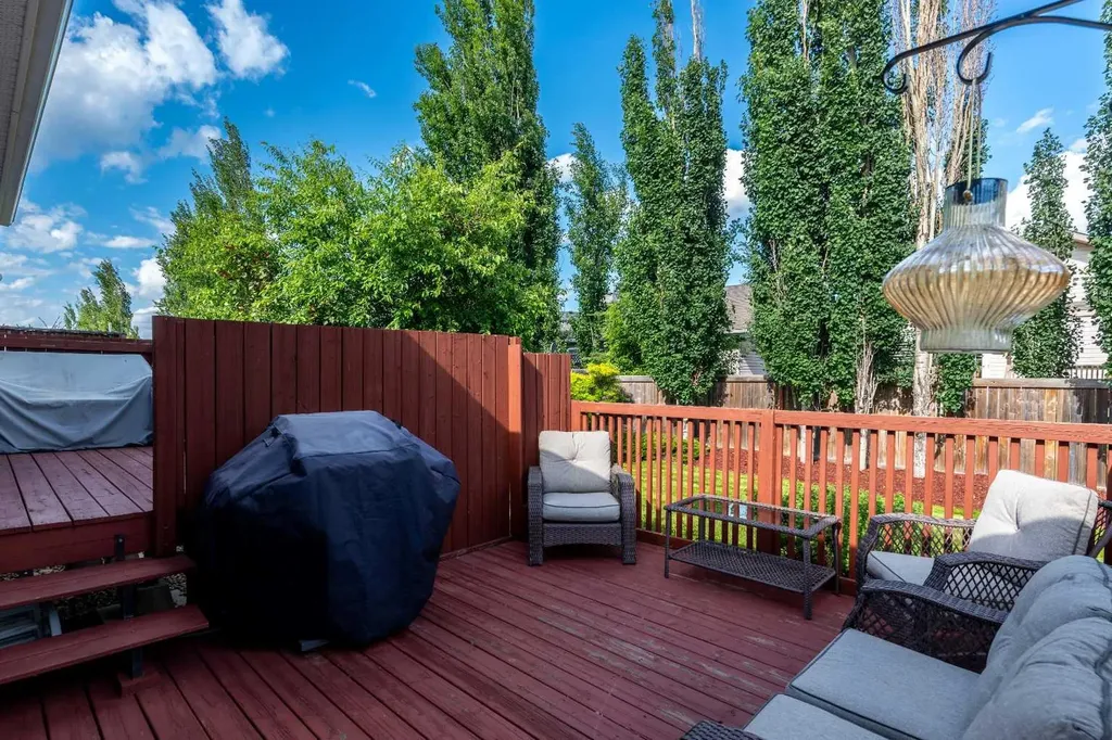 1519 49 Avenue Lloydminster SK S9V 2E7