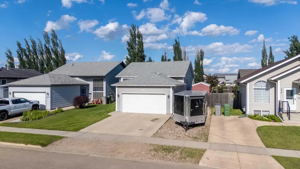 1519 49 Avenue Lloydminster SK S9V 2E7