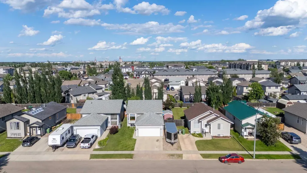 1519 49 Avenue Lloydminster SK S9V 2E7