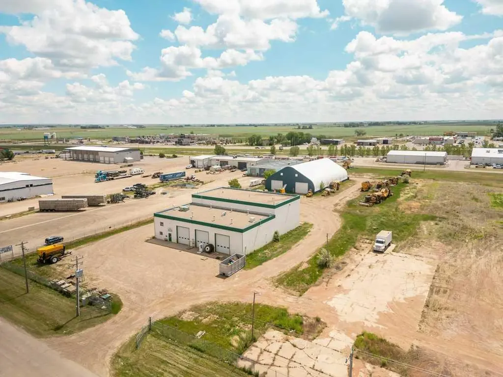 5802 52 Avenue Taber AB T1G 1W8