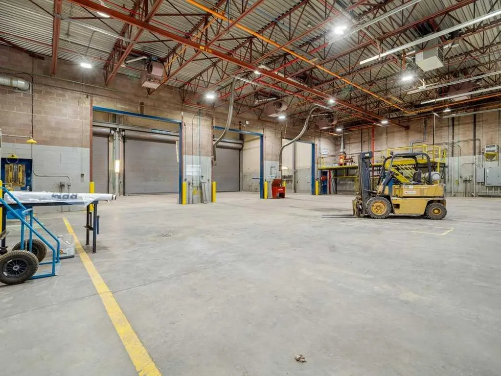 5802 52 Avenue Taber AB T1G 1W8