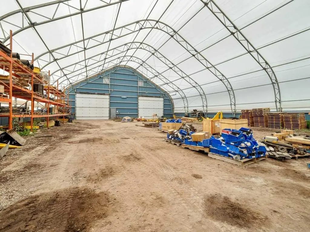 5802 52 Avenue Taber AB T1G 1W8