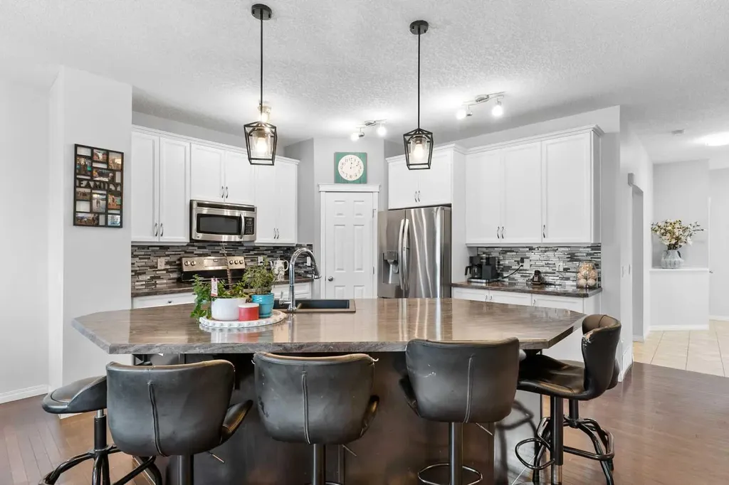 106 Morningside Circle SW Airdrie AB T4B 0L8